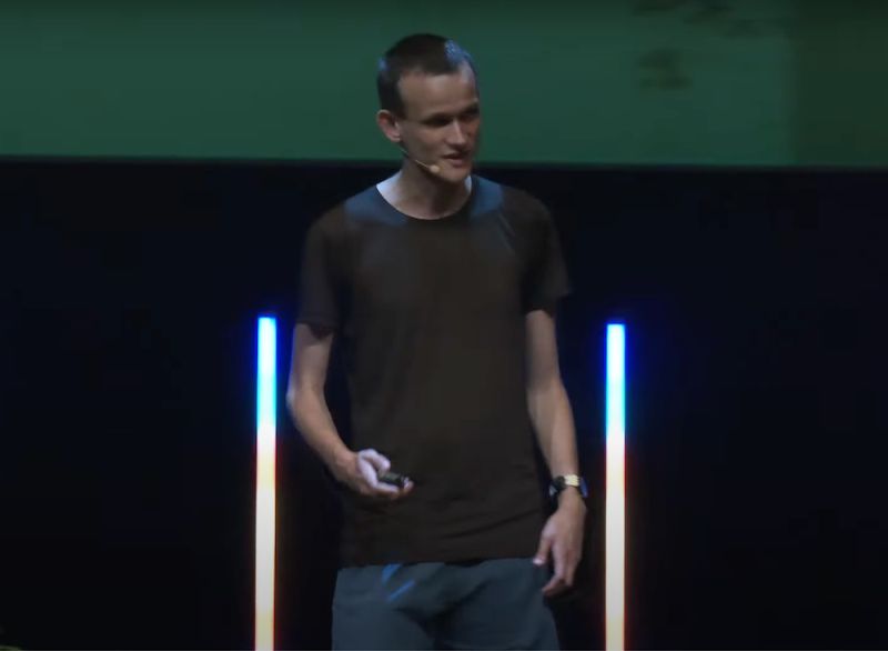 Vitalik Buterin的建议，暂停人工智能硬件发展以保障人类安全